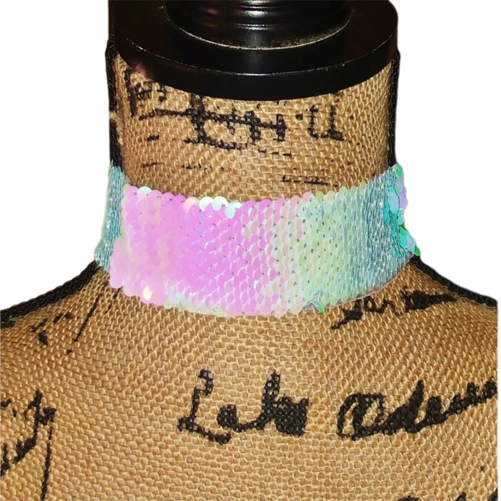 Blue and White Brush Over Sequin Choker - Picture 2 of 6